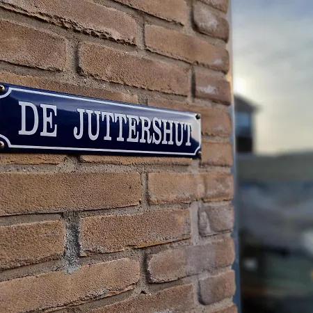 De Juttershut Ferienhaus *