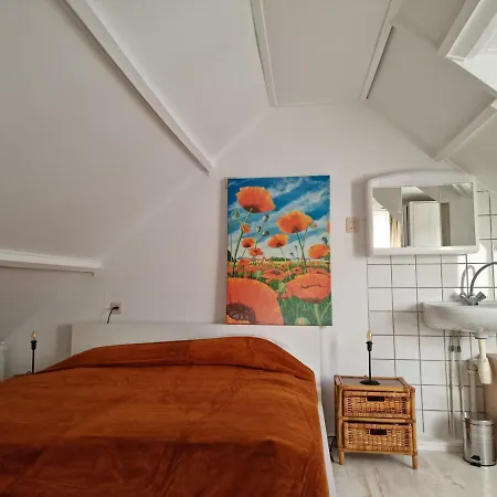 De Juttershut Semesterbostad